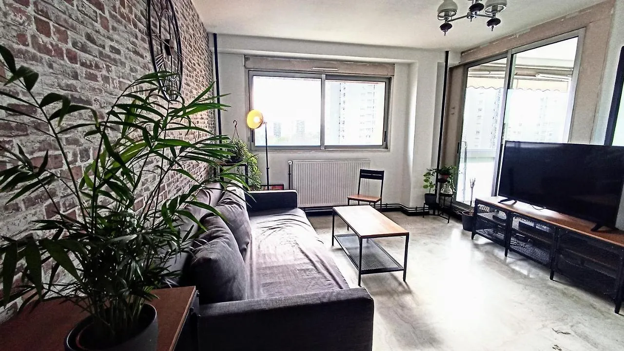 Logement Entier Proche De Lyon Venissieux